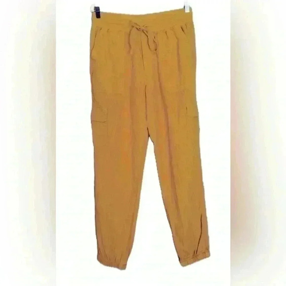 Gap High-waisted Cargo Jogger Pants for Women (P2) - Picture 1 of 10
